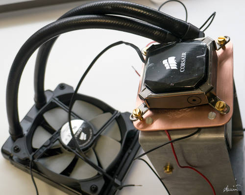 Das Kupferblech ist f�r beide Peltier-Elemente ausgelegt